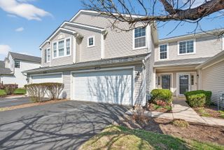 6923 Clearwater Drive CM04-2, Plainfield, IL 60586