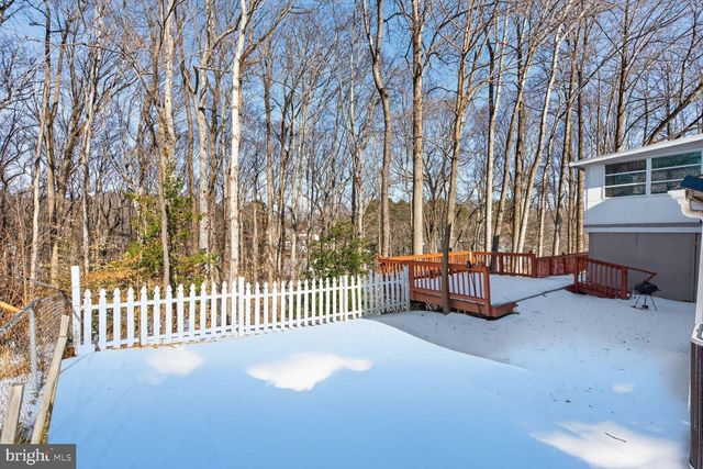 4854 LANGER LN, Woodbridge, VA 22193