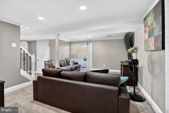 4854 LANGER LN, Woodbridge, VA 22193