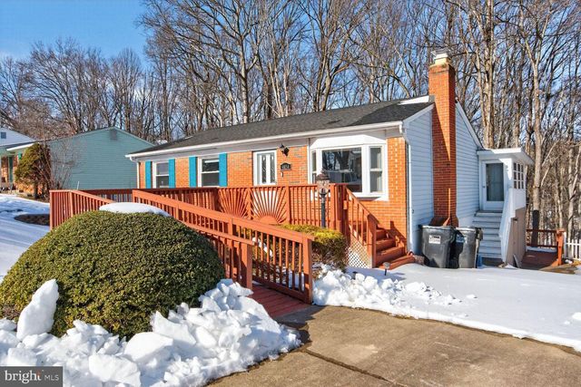 4854 LANGER LN, Woodbridge, VA 22193