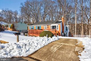 4854 LANGER LN, Woodbridge, VA 22193