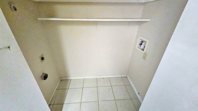 18 E Townhouse Lane 31, Grand Prairie, TX 75052