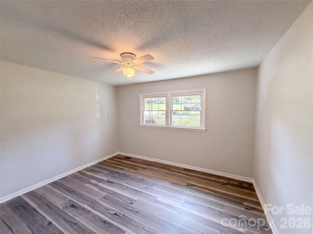 4305 Dawnwood Drive, Gastonia, NC 28056