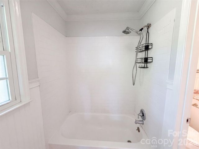 4305 Dawnwood Drive, Gastonia, NC 28056