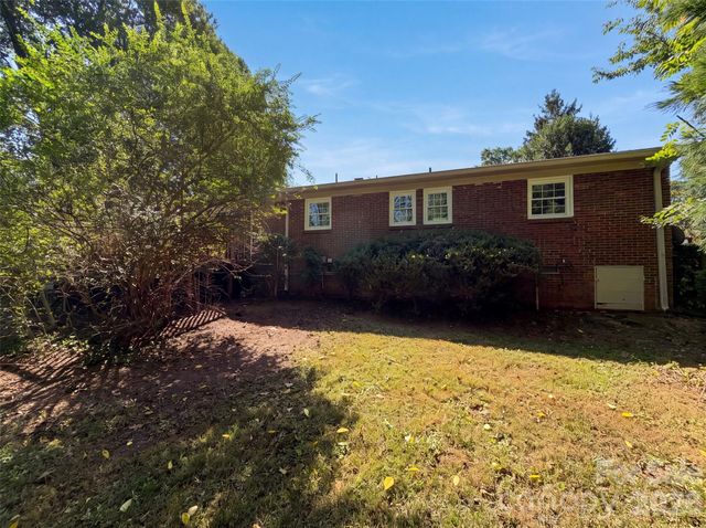 4305 Dawnwood Drive, Gastonia, NC 28056