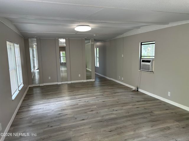 10334 MINGLEWOOD Drive, Jacksonville, FL 32246