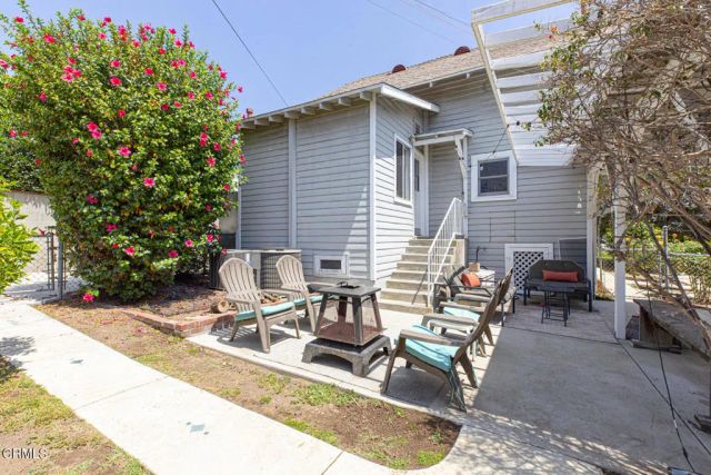 2330 Yosemite Drive, Eagle Rock, CA 90041