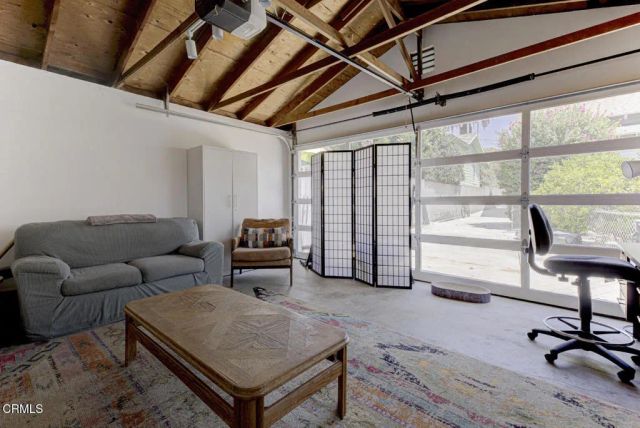 2330 Yosemite Drive, Eagle Rock, CA 90041