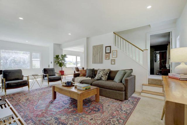 2330 Yosemite Drive, Eagle Rock, CA 90041