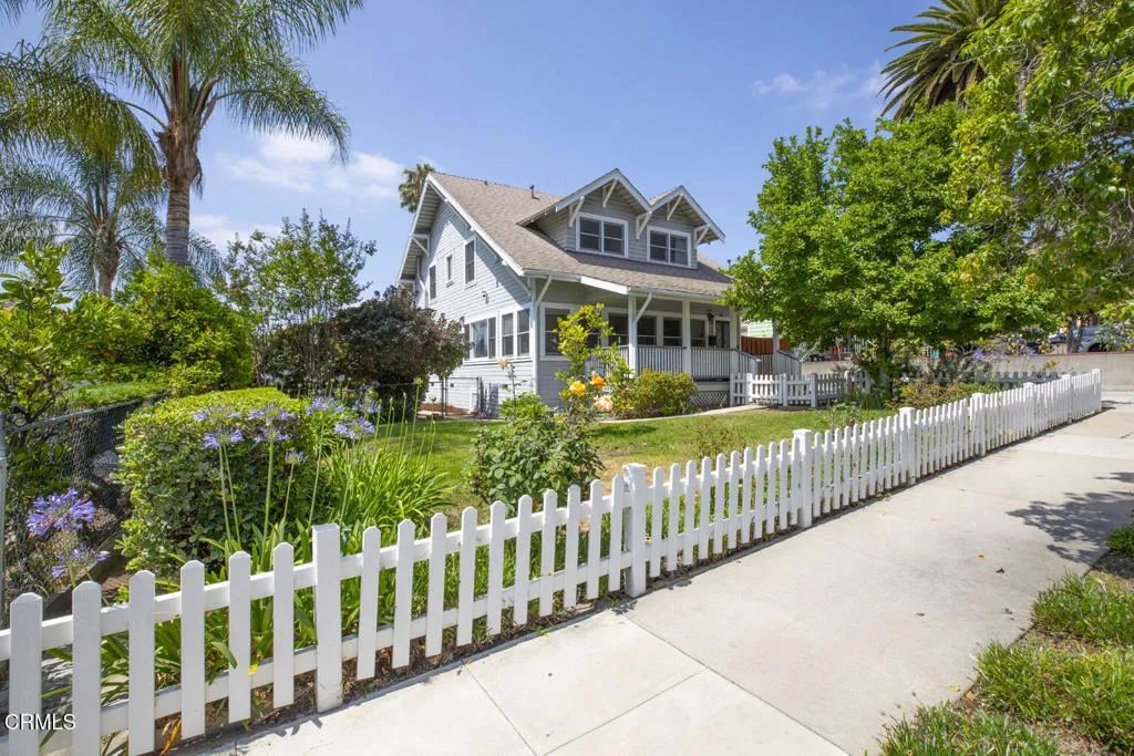 2330 Yosemite Drive, Eagle Rock, CA 90041