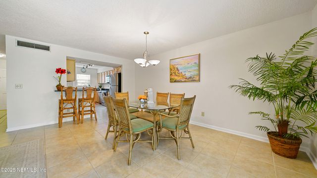2233 SEMINOLE Road, 7, Atlantic Beach, FL 32233