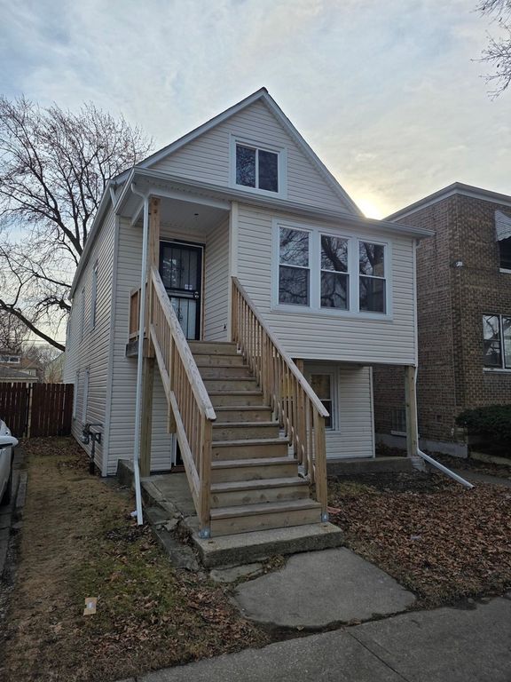 8549 S Kingston Avenue, Chicago, IL 60617