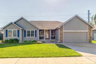 6 Wildcat Cir, Salina, KS 67401