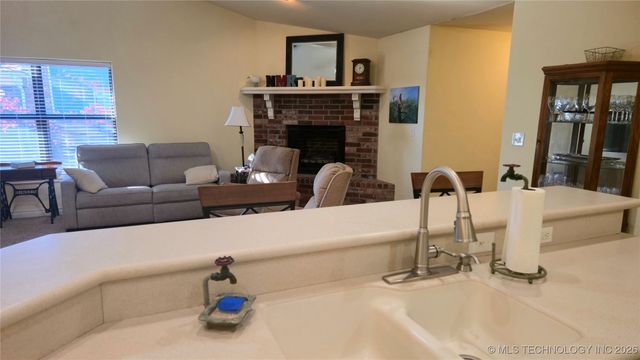 114679 S 4172 Circle 149, Eufaula, OK 74432