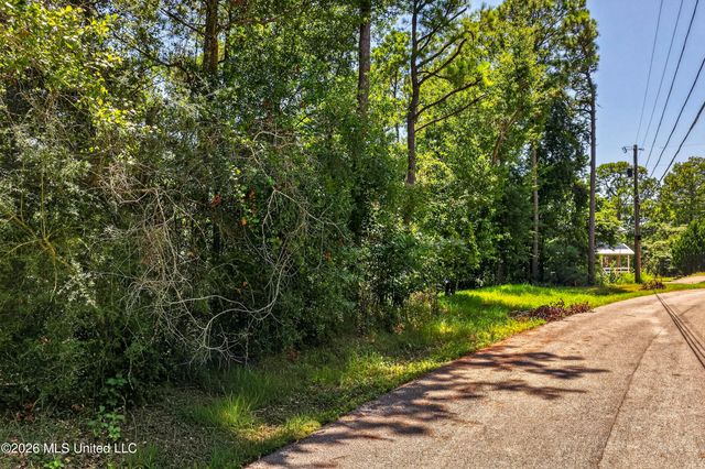 Bahama Drive, Gautier, MS 39553