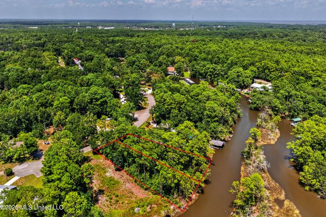 Bahama Drive, Gautier, MS 39553