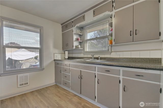 208 M Street SE, Auburn, WA 98002