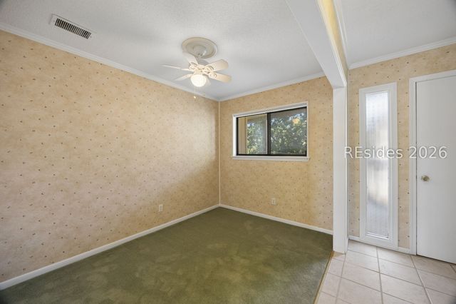 40 Folly Field Rd Apt B252, Hilton Head Island, SC 29928