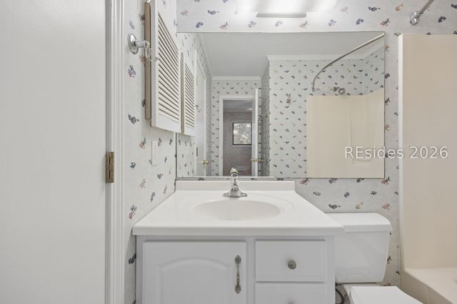 40 Folly Field Rd Apt B252, Hilton Head Island, SC 29928