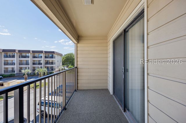 40 Folly Field Rd Apt B252, Hilton Head Island, SC 29928