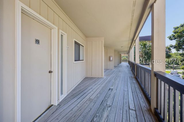 40 Folly Field Rd Apt B252, Hilton Head Island, SC 29928