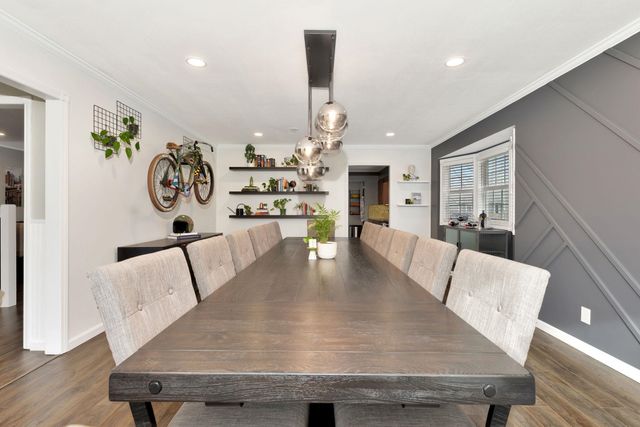 2526 S Glacier Dr, Wichita, KS 67215