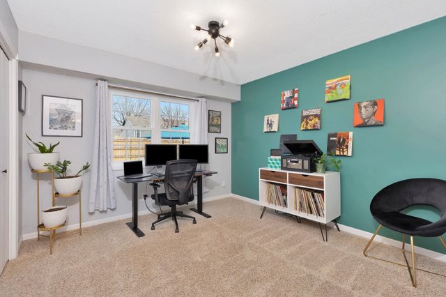 2526 S Glacier Dr, Wichita, KS 67215