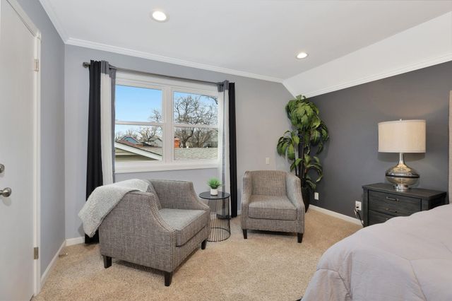 2526 S Glacier Dr, Wichita, KS 67215