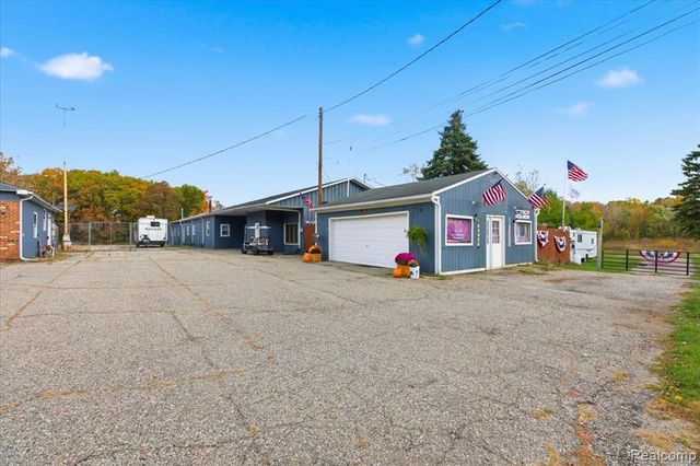 4718 Davison Road, Lapeer, MI 48446