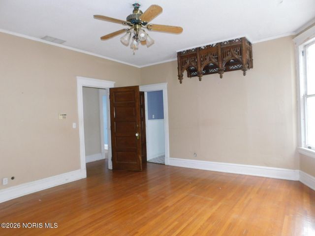 2032 Robinwood Avenue, Toledo, OH 43620