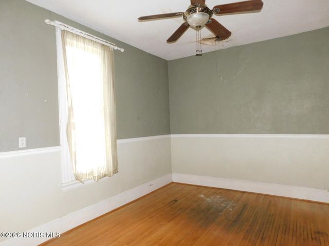 2032 Robinwood Avenue, Toledo, OH 43620