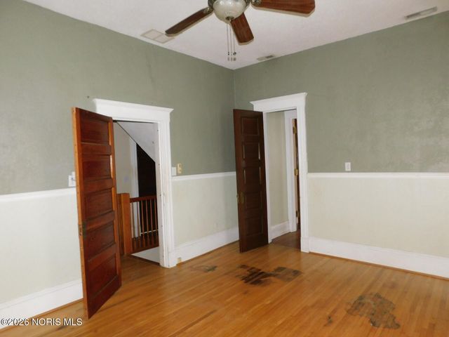 2032 Robinwood Avenue, Toledo, OH 43620