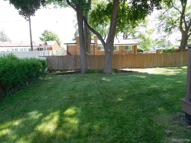 39116 Lea Court, Sterling Heights, MI 48313