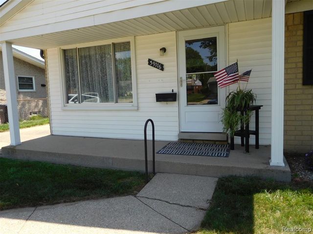 39116 Lea Court, Sterling Heights, MI 48313