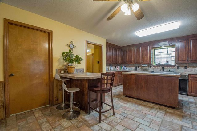 8 Parkview Drive, Bryant, AR 72022
