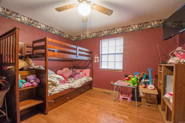 8 Parkview Drive, Bryant, AR 72022