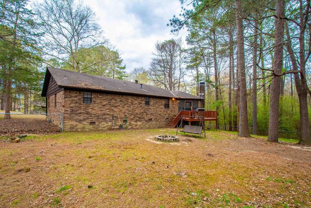 8 Parkview Drive, Bryant, AR 72022