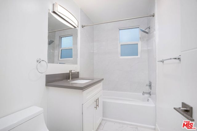 4445 Tujunga Avenue, North Hollywood, CA 91602