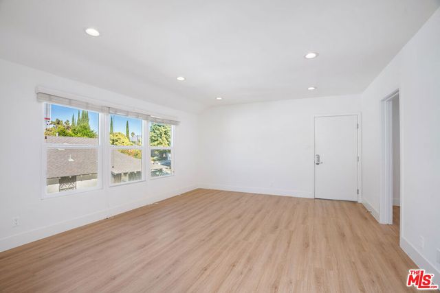 4445 Tujunga Avenue, North Hollywood, CA 91602