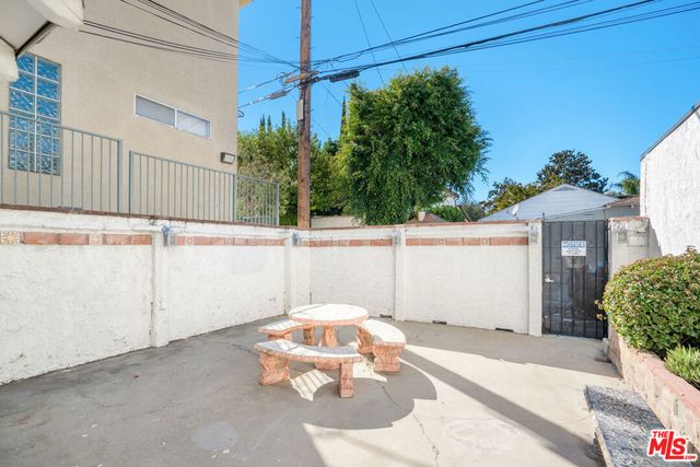 4445 Tujunga Avenue, North Hollywood, CA 91602