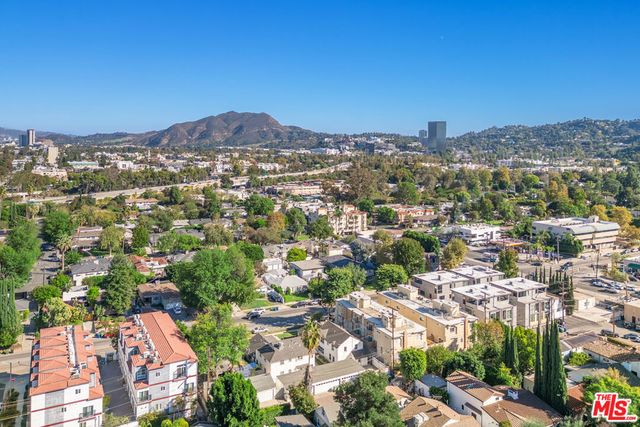 4445 Tujunga Avenue, North Hollywood, CA 91602