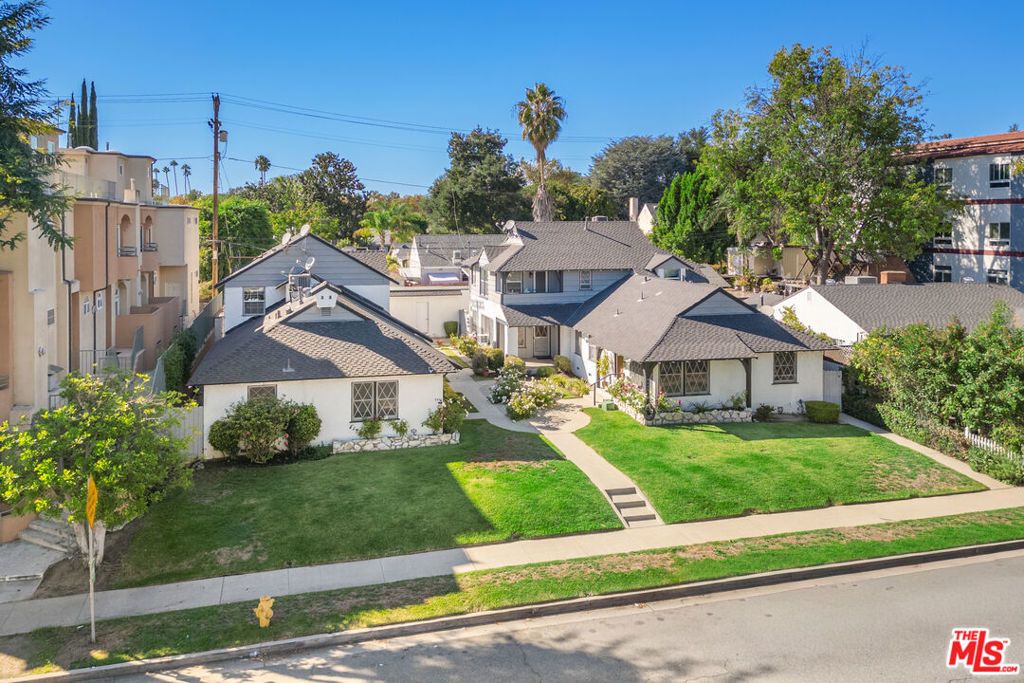 4445 Tujunga Avenue, North Hollywood, CA 91602