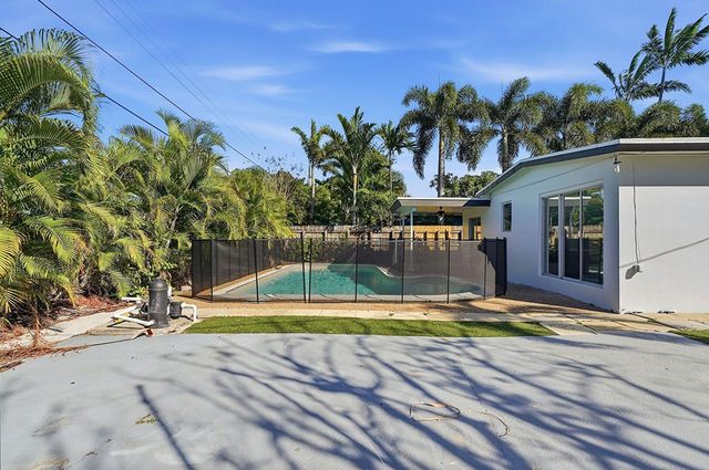 3481 SW 20th Street, Fort Lauderdale, FL 33312