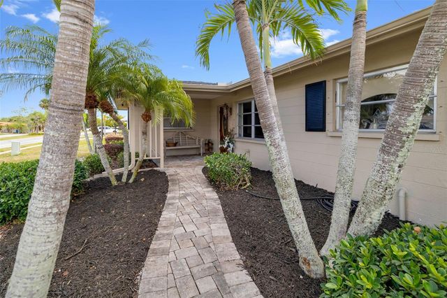 3136 GULF GATE DRIVE, Sarasota, FL 34231