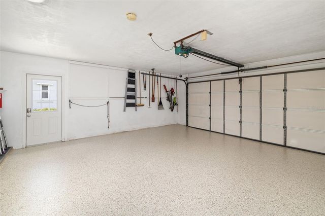 3136 GULF GATE DRIVE, Sarasota, FL 34231