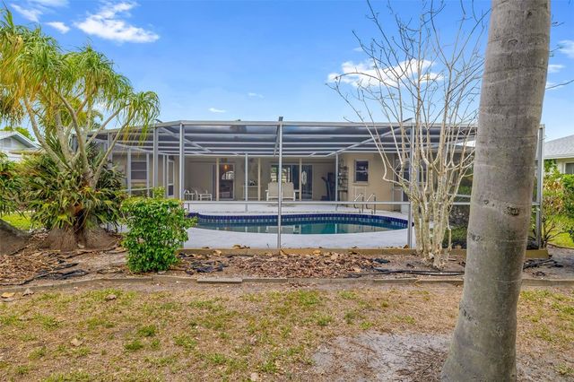 3136 GULF GATE DRIVE, Sarasota, FL 34231