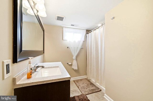 4615 HOWE AVE, Suitland, MD 20746