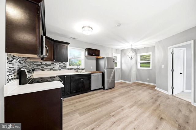 4615 HOWE AVE, Suitland, MD 20746