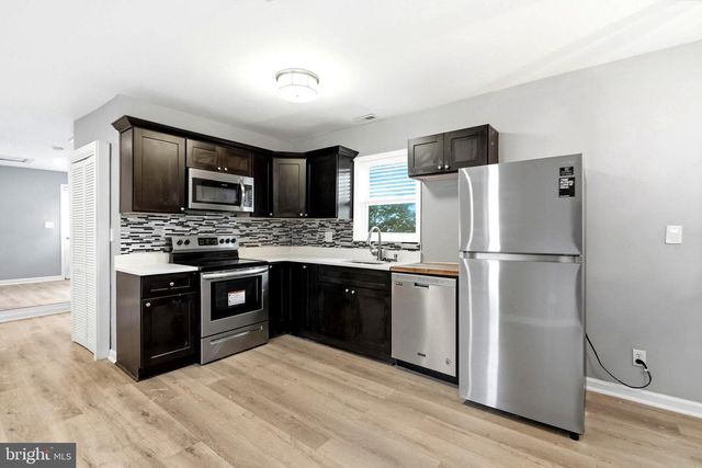 4615 HOWE AVE, Suitland, MD 20746
