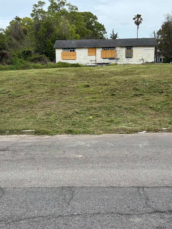 1819 Terrace St, Baton Rouge, LA 70791